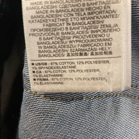 SOLD Gap Real Straight Jeans Size 6/28 Darker Wash - Picture 7 of 8